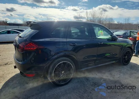 2013 Porsche Cayenne Gts из США, поврежденный, VIN WP1AD2A24DLA71192